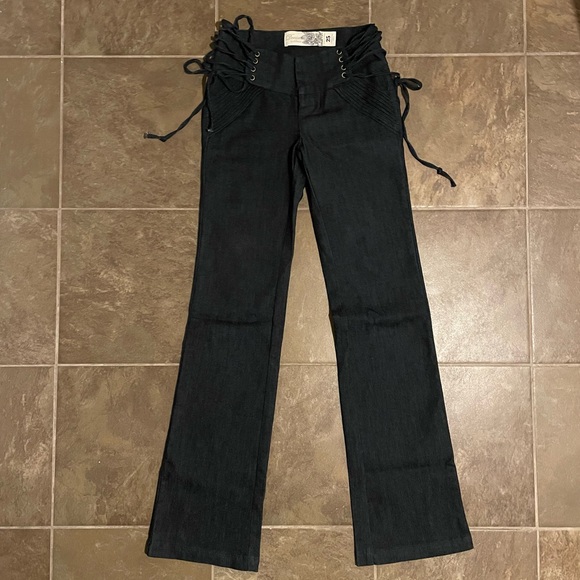 Le Chateau Denim - Dark Blue Jeans, Size 25 x 33 - Picture 2 of 8